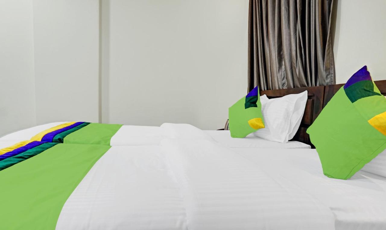 Treebo Tulip Hotel Pune Luaran gambar