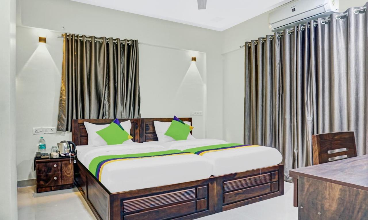 Treebo Tulip Hotel Pune Luaran gambar